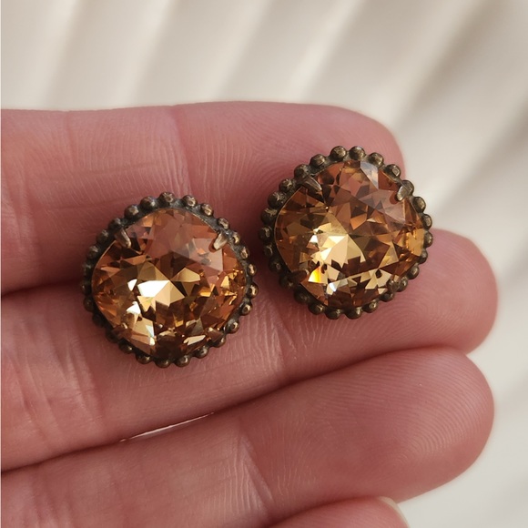 Sorrelli Stud Earrings - Picture 1 of 2